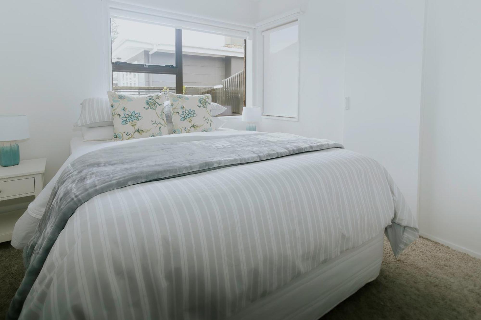 Salty Breeze Beach House Orewa Exterior photo